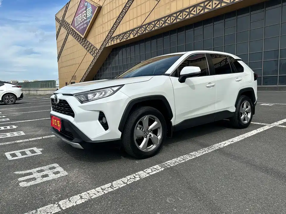 Toyota RAV4 Rongfang