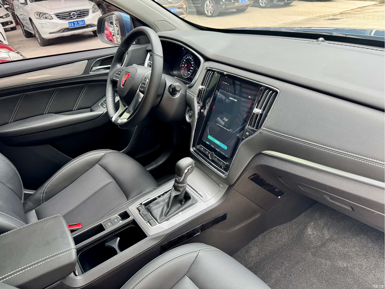 Roewe RX5, 2019 9