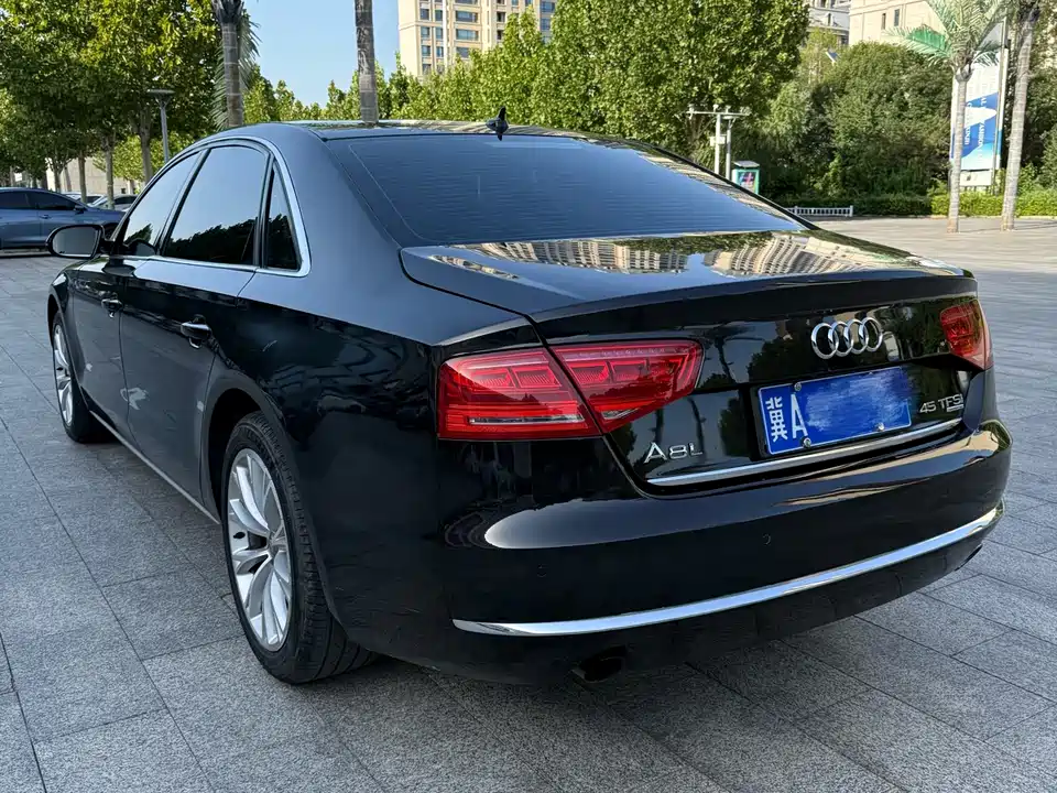 Audi A8 Audi A8
