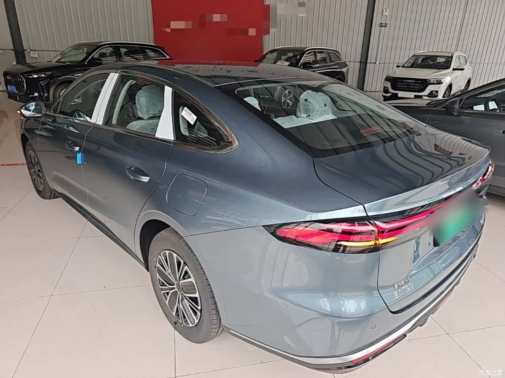Geely 6, 2026 все фото
