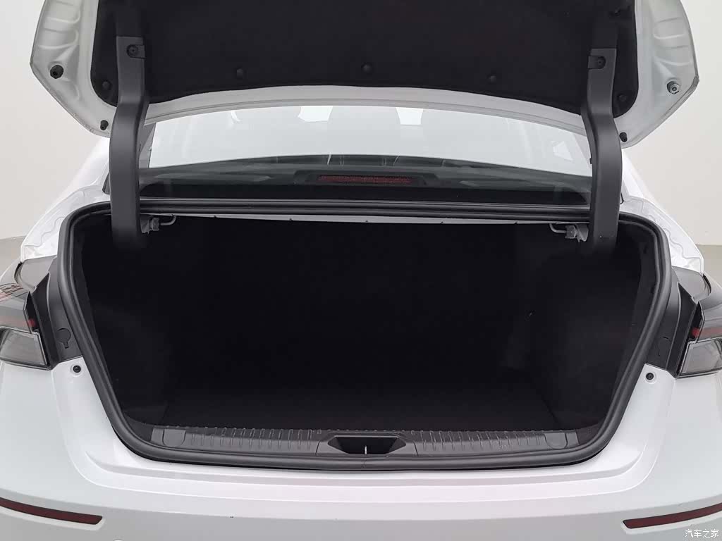 Chery 5, 2021 16