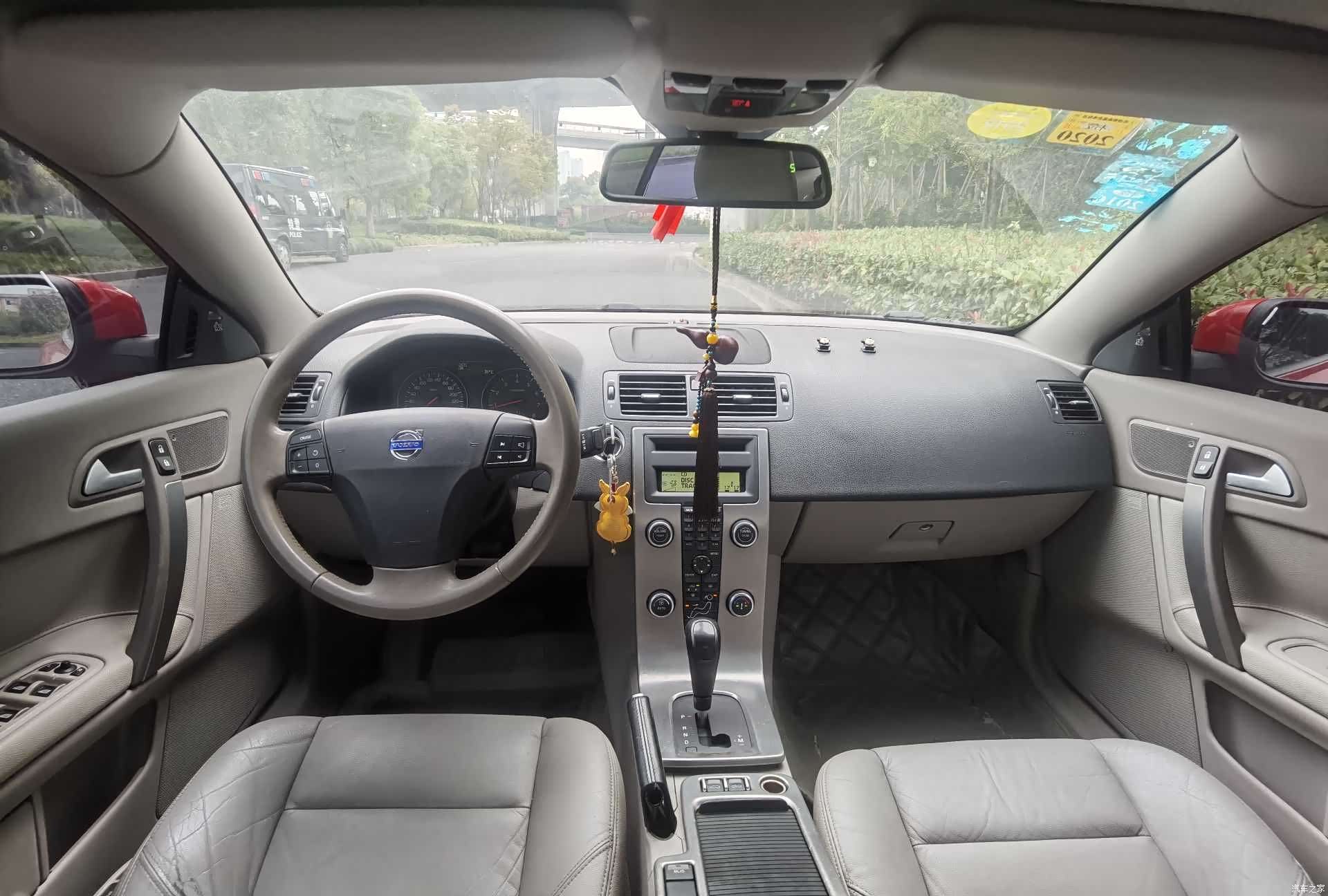 Volvo C70, 2009 9