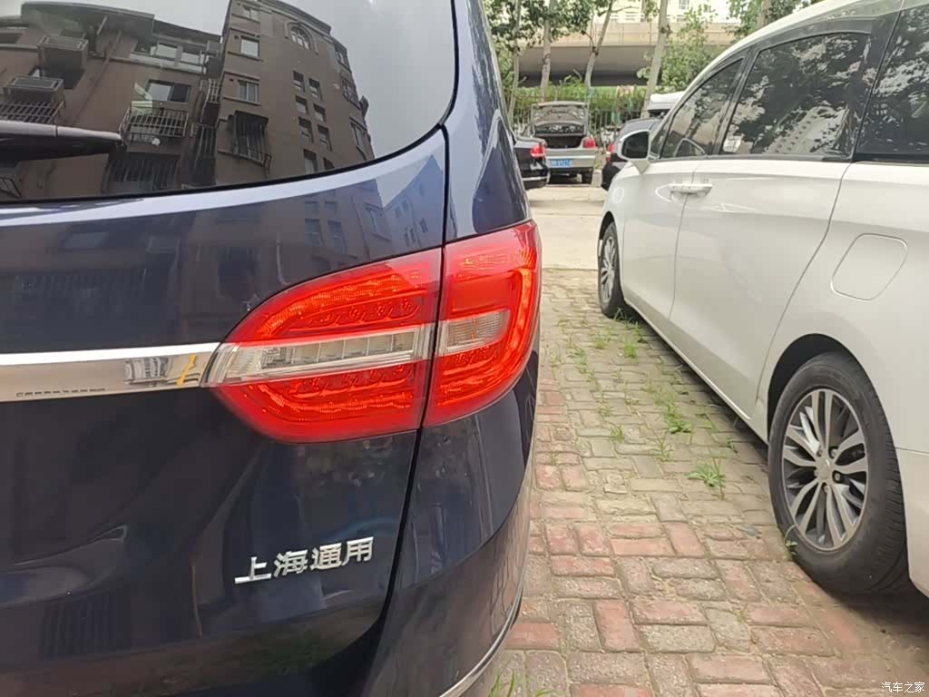 Buick GL8, 2016 8