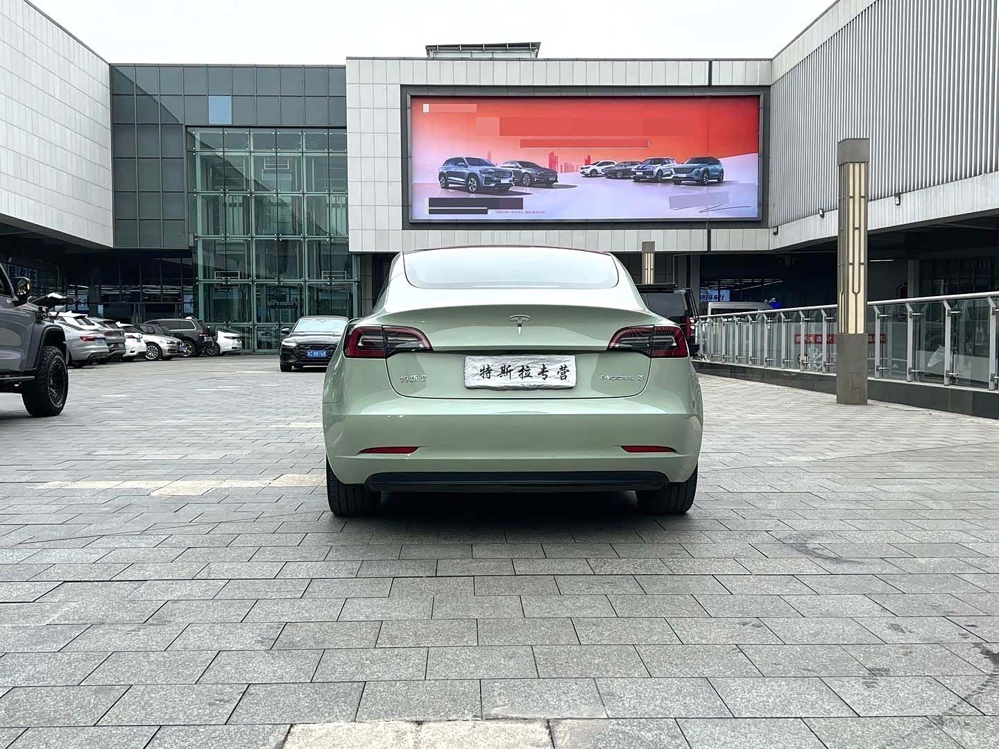 Tesla Model 3, 2021 14