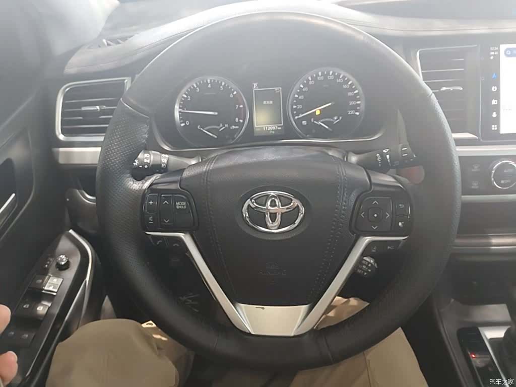 Toyota Highlander, 2021 11