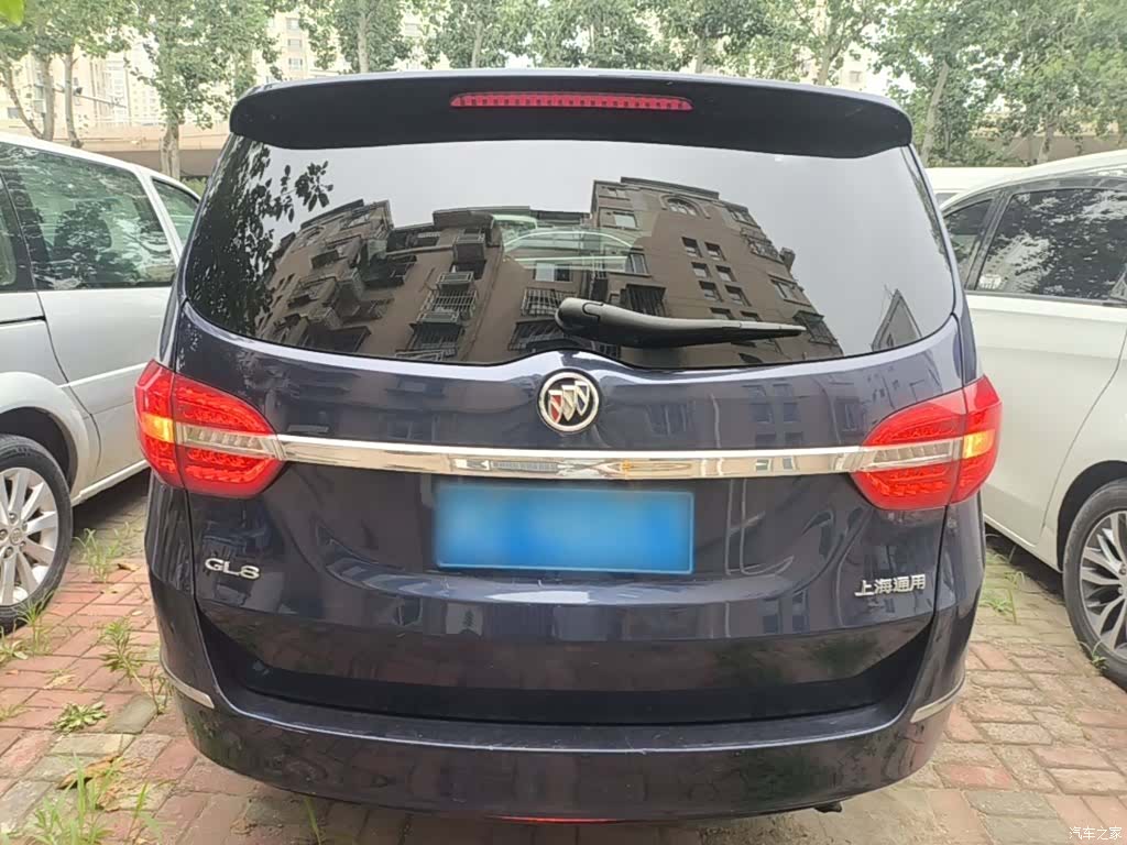 Buick GL8, 2016 6