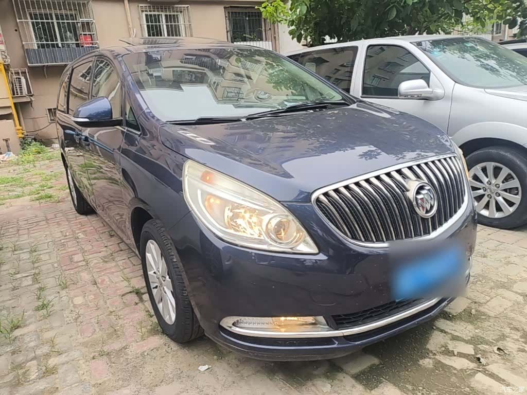 Buick GL8, 2016 4