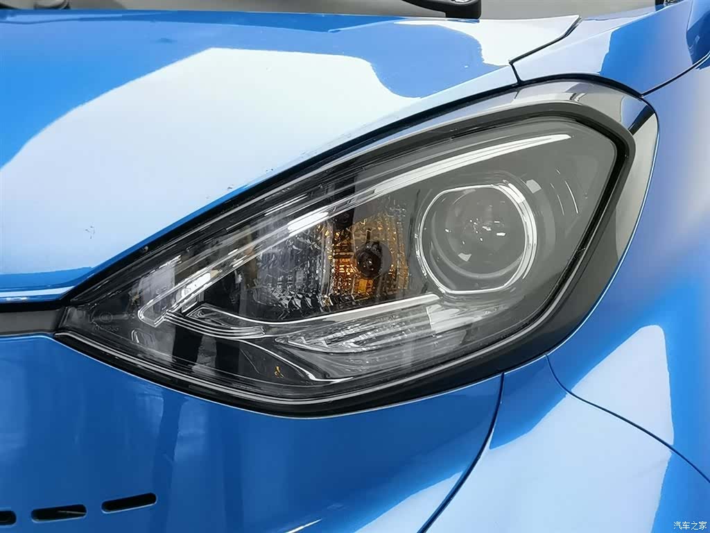 Wuling E100, 2019 7