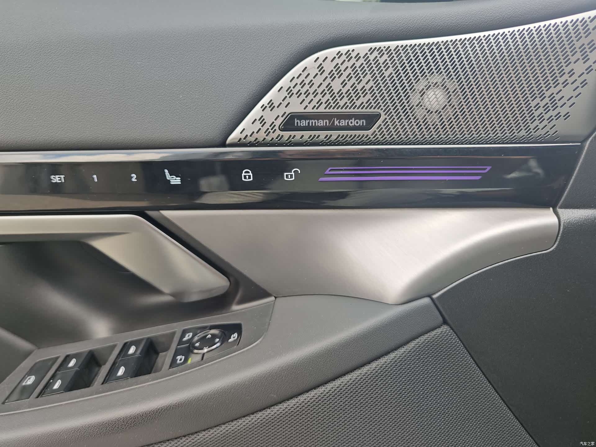 BMW 5 Series, 2024 13