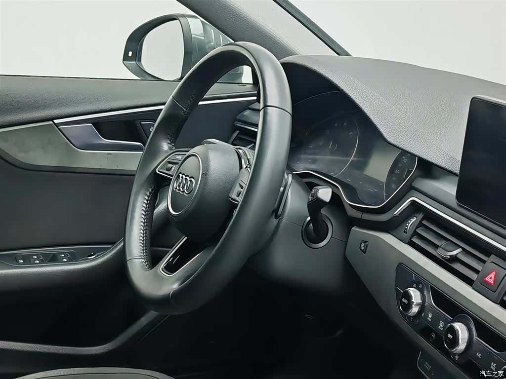 Audi A4L, 2020 22