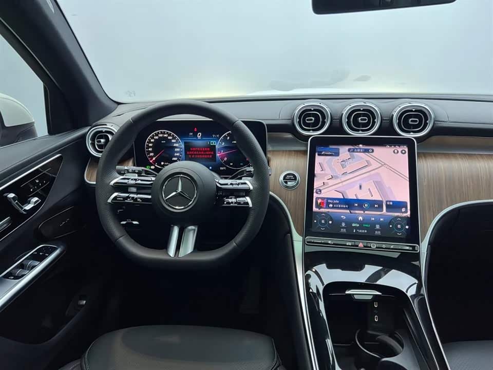 Mercedes-Benz GLC Mercedes-Benz GLC
