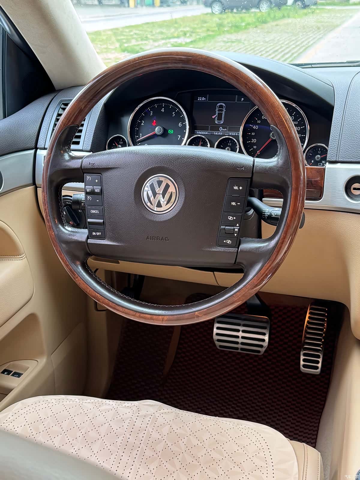 Volkswagen Touareg, 2010 8