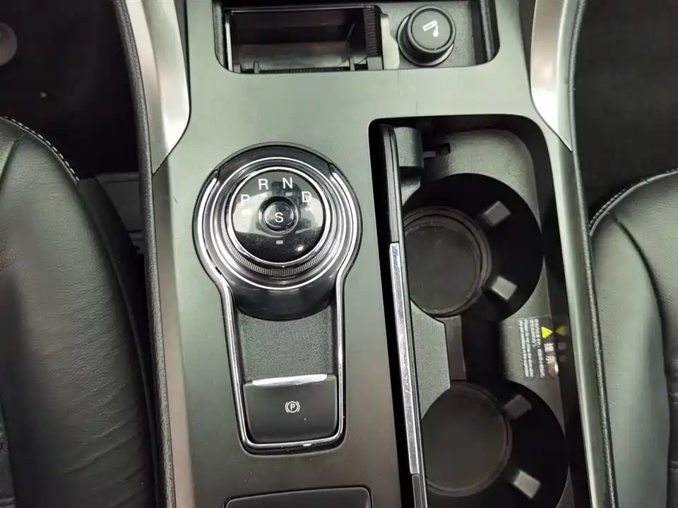 Ford Mondeo Ford Mondeo