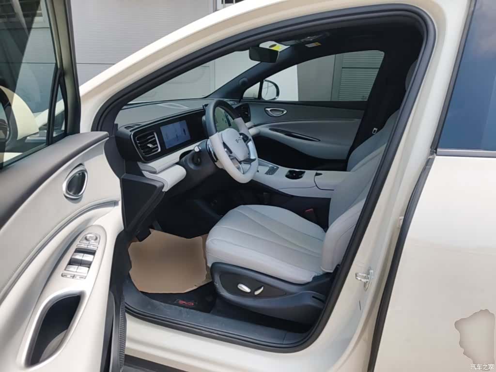 BYD HiAce, 2026 16