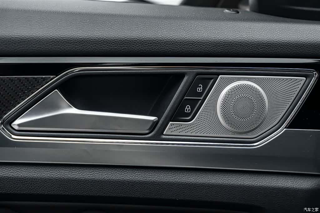 Volkswagen Teramont X, 2020 16