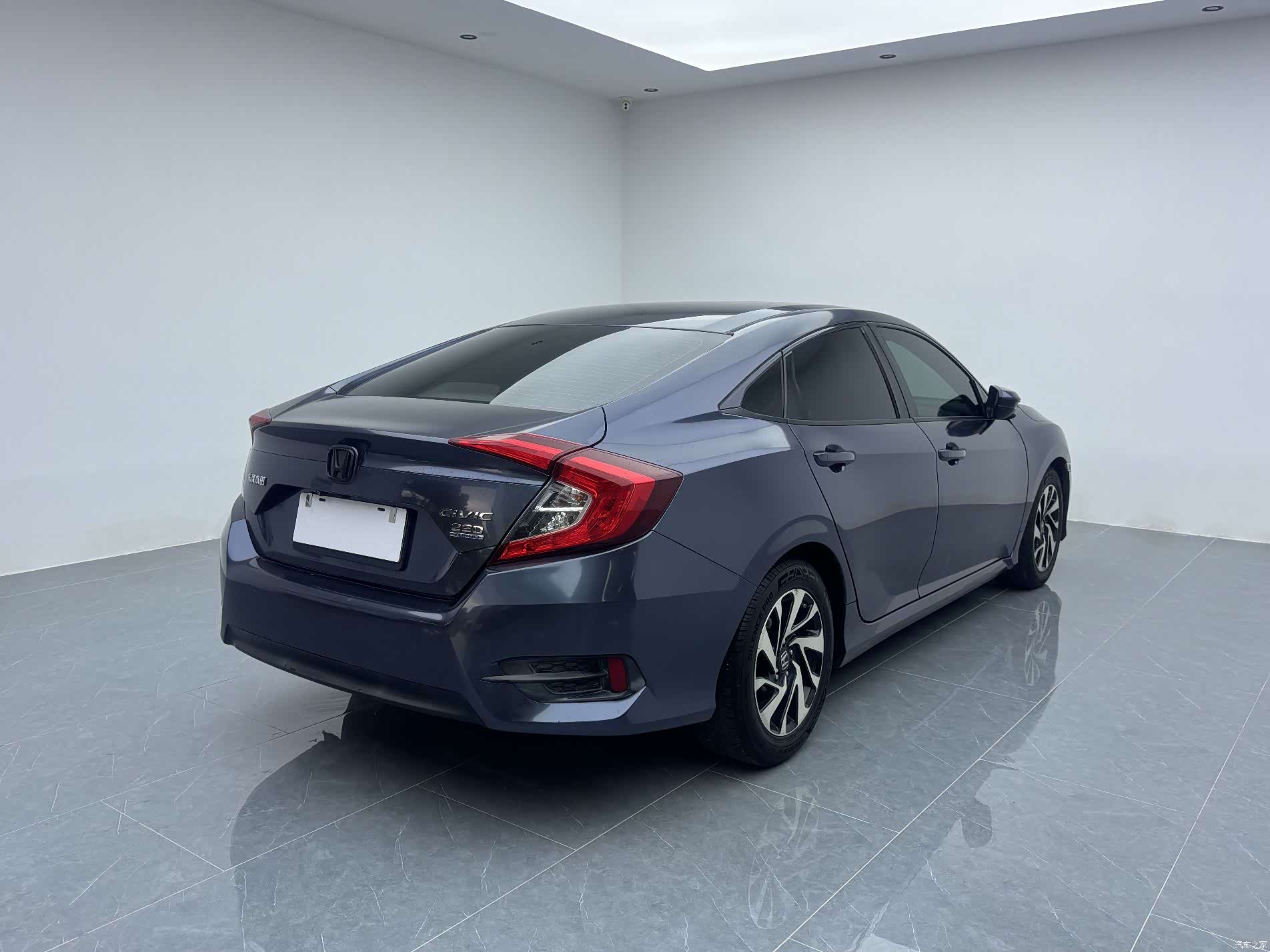 Honda Civic, 2018 12