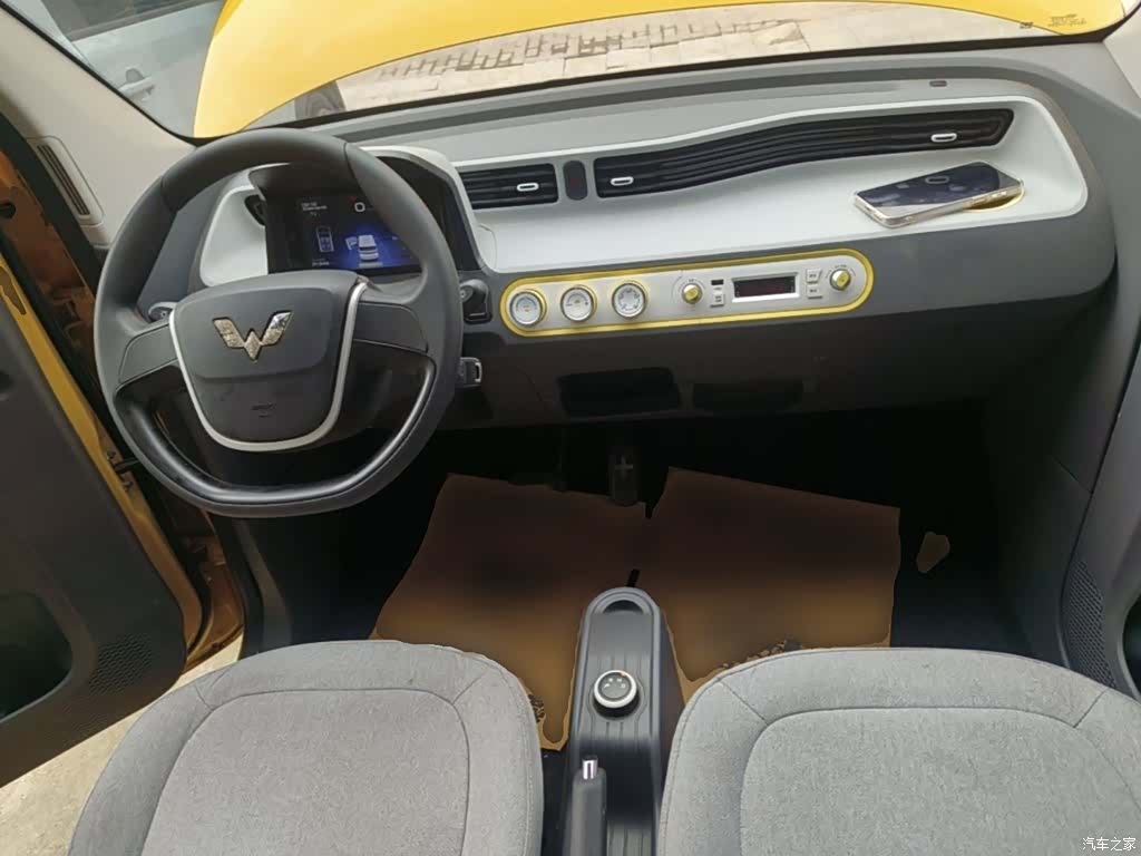 Wuling MINIEV, 2021 10