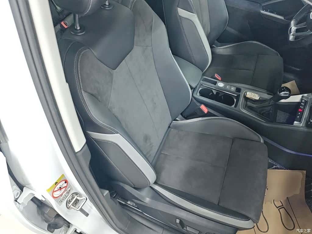 Audi Q3, 2021 25