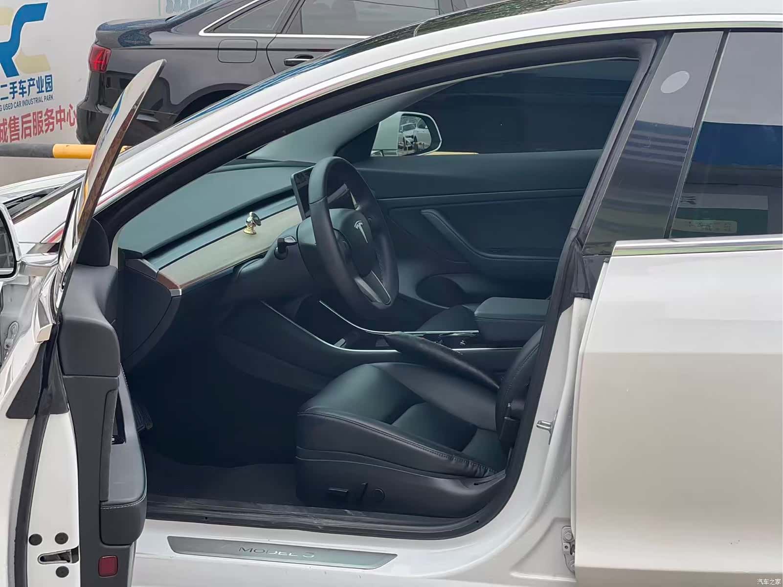 Tesla Model 3, 2020 10