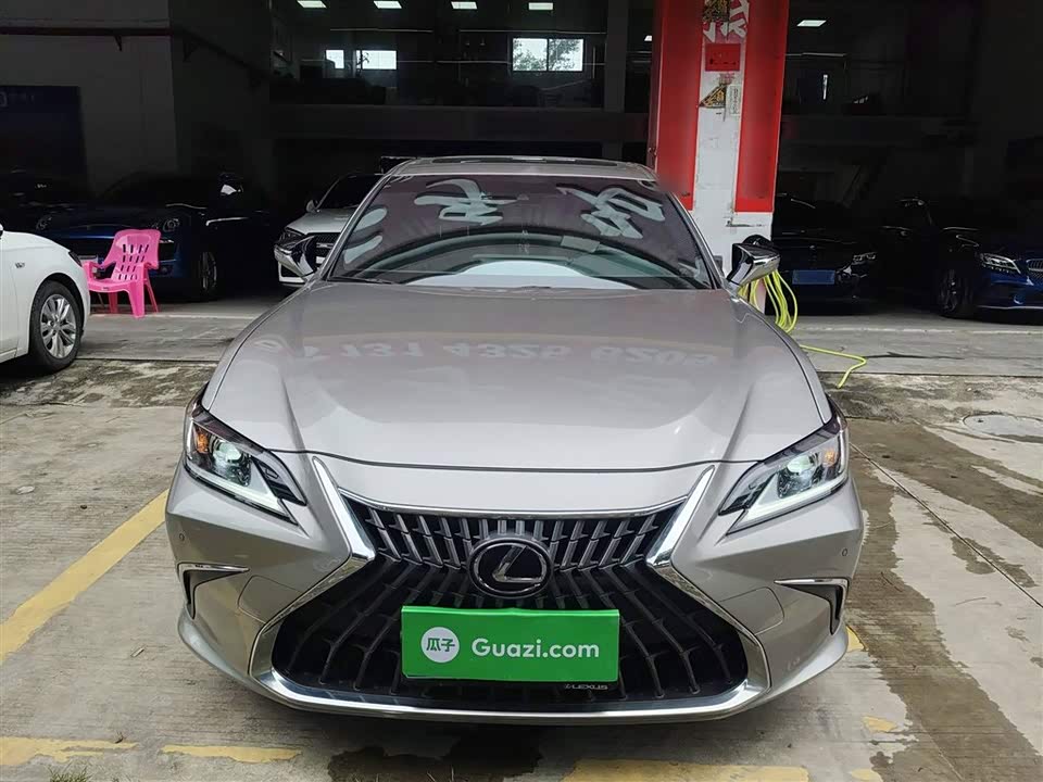 Lexus ES Lexus ES