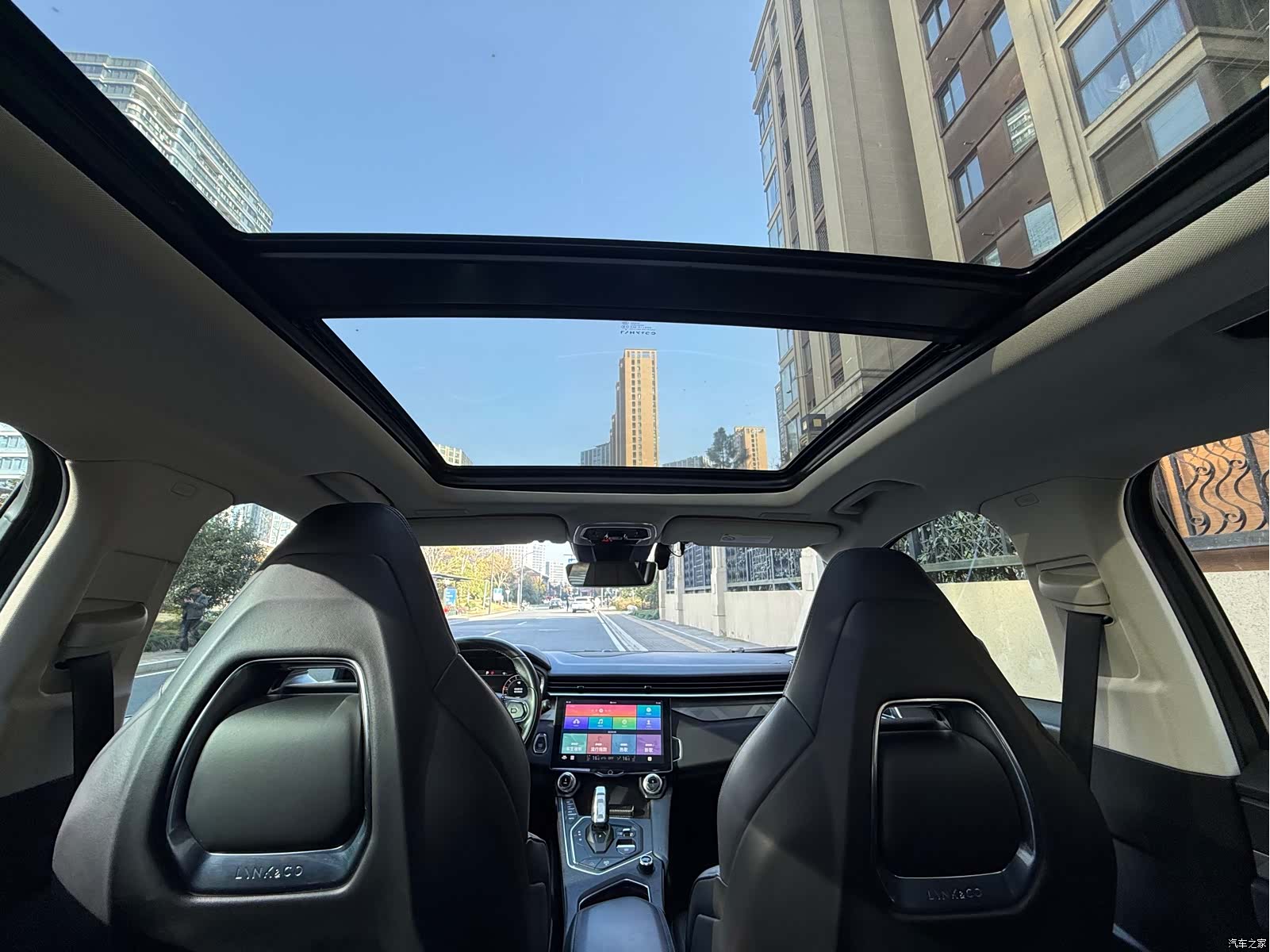 Lynk & Co 01, 2021 10