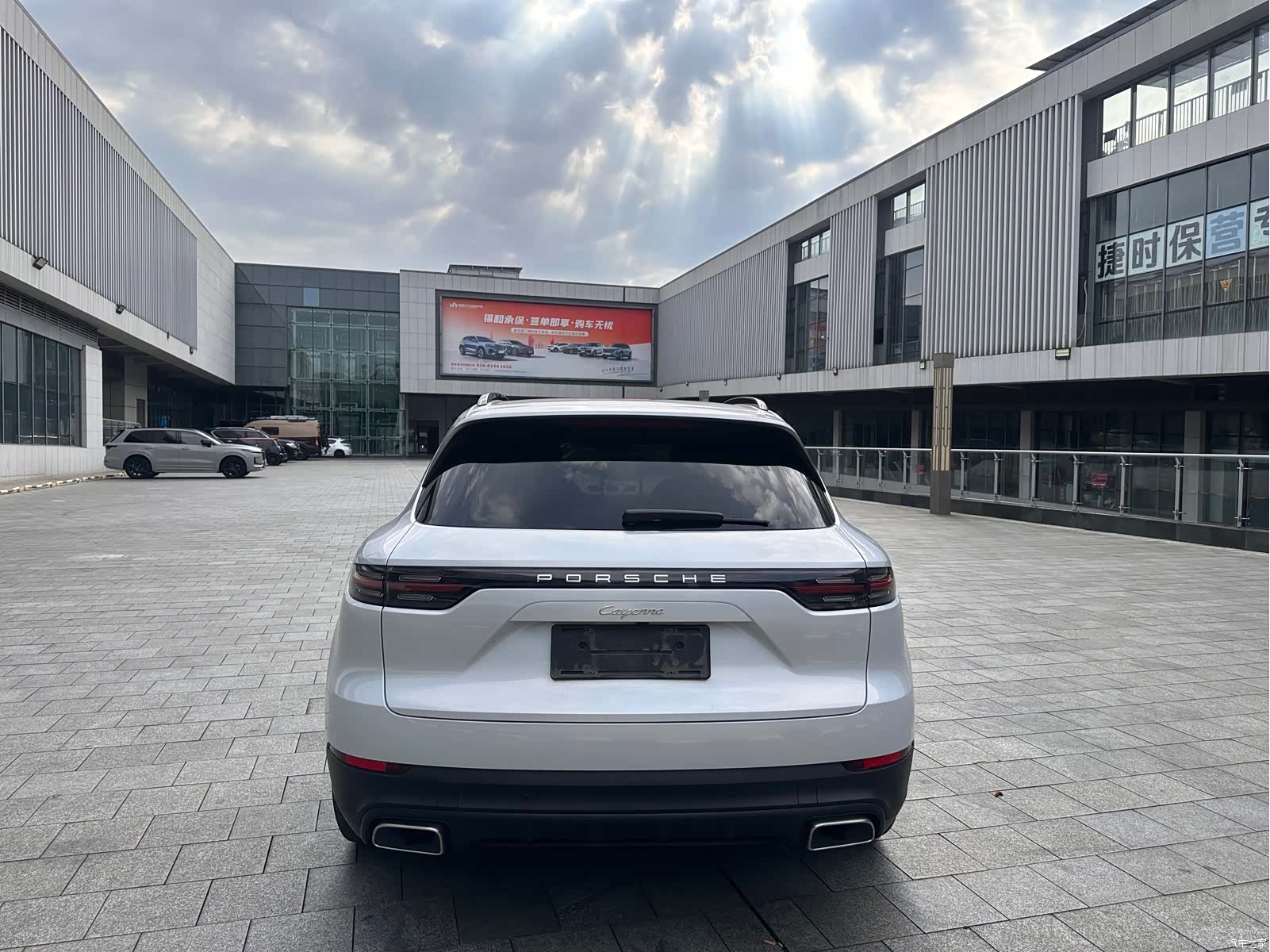 Porsche Cayenne, 2022 все фото
