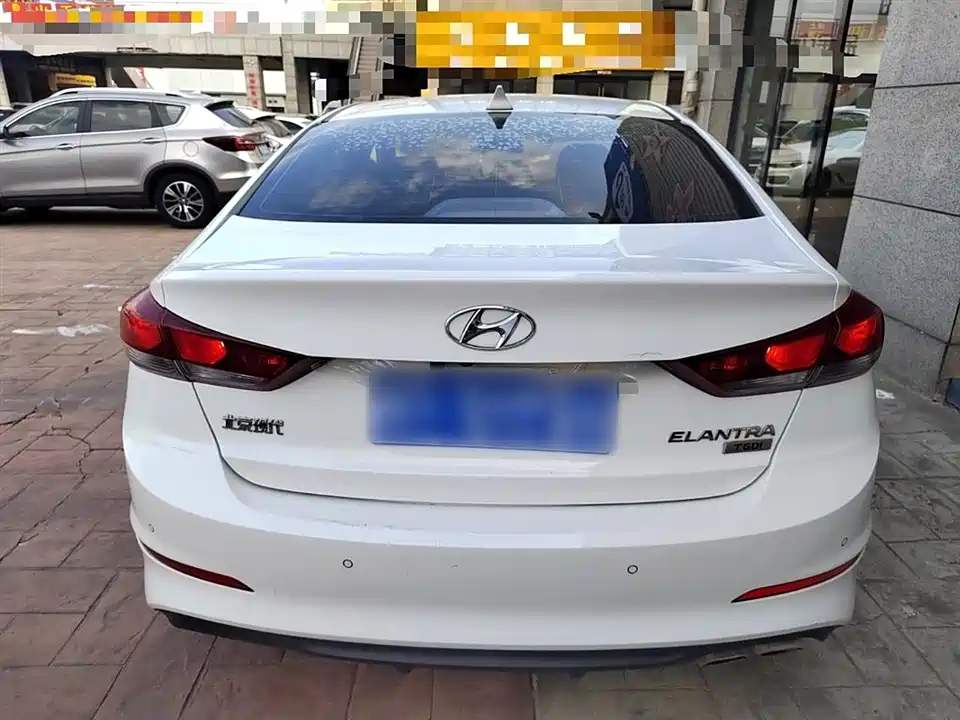 Hyundai Lead Hyundai Lead