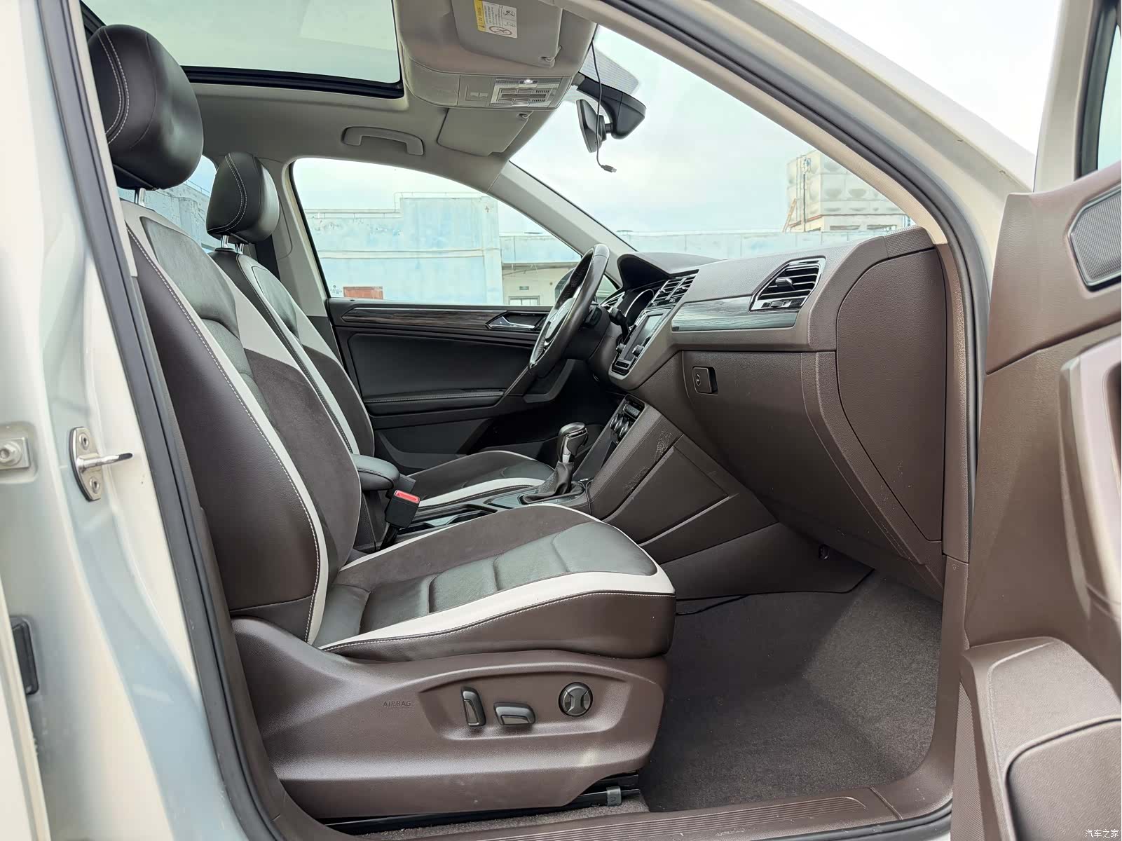 Volkswagen Tiguan L, 2017 11