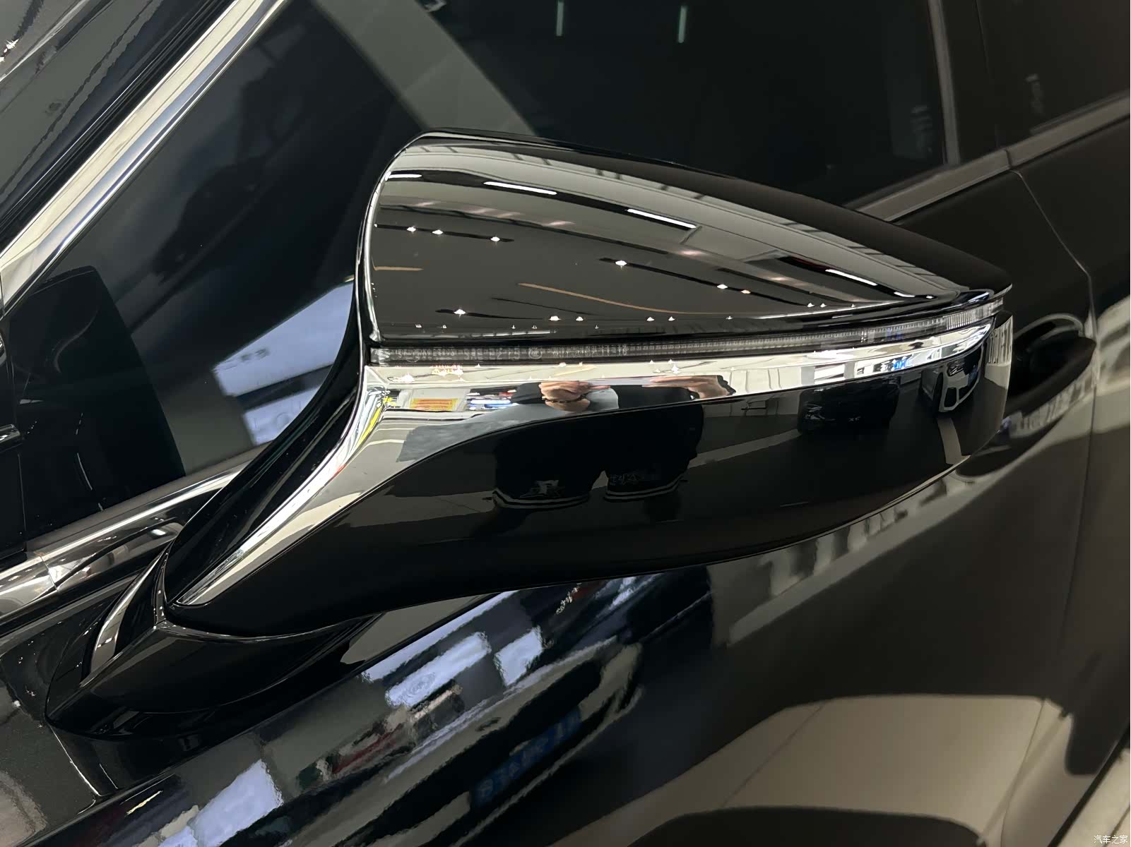 Lexus ES, 2022 28