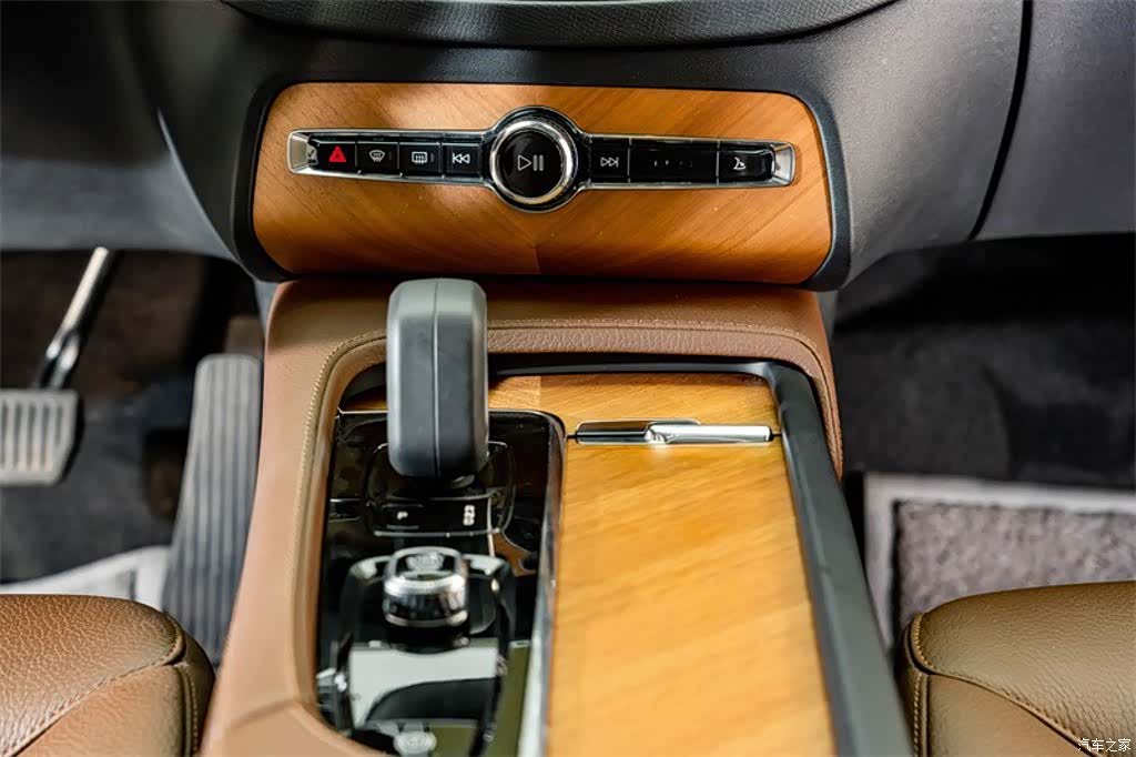 Volvo XC90, 2022 15