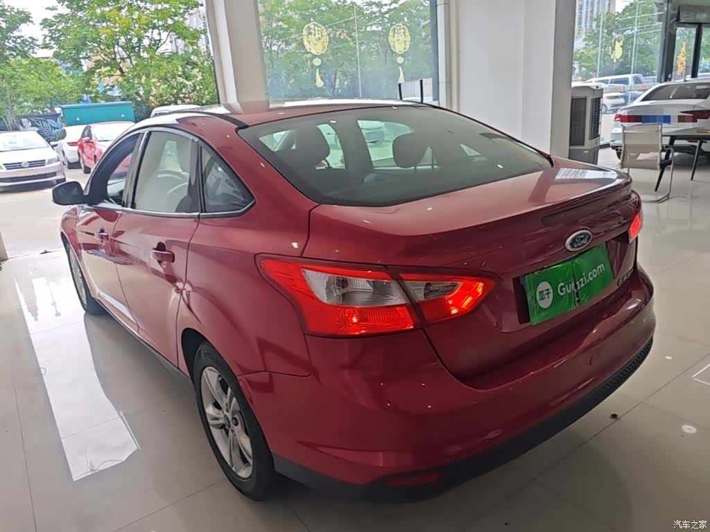 Ford Focus, 2015 23