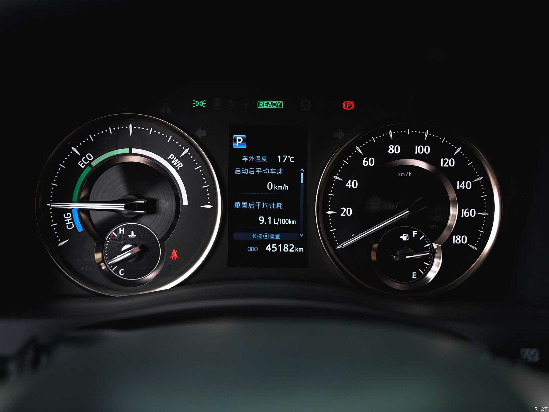 Lexus LM, 2021 12