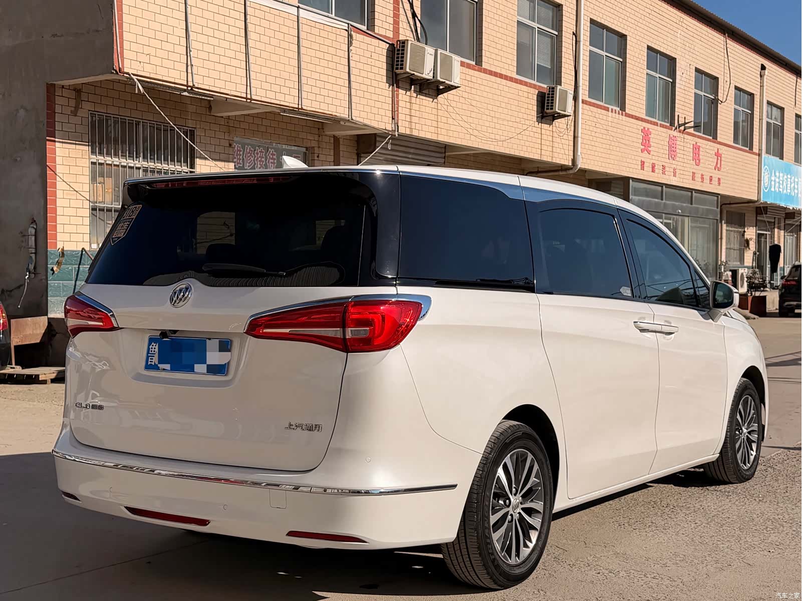 Buick GL8, 2019 6