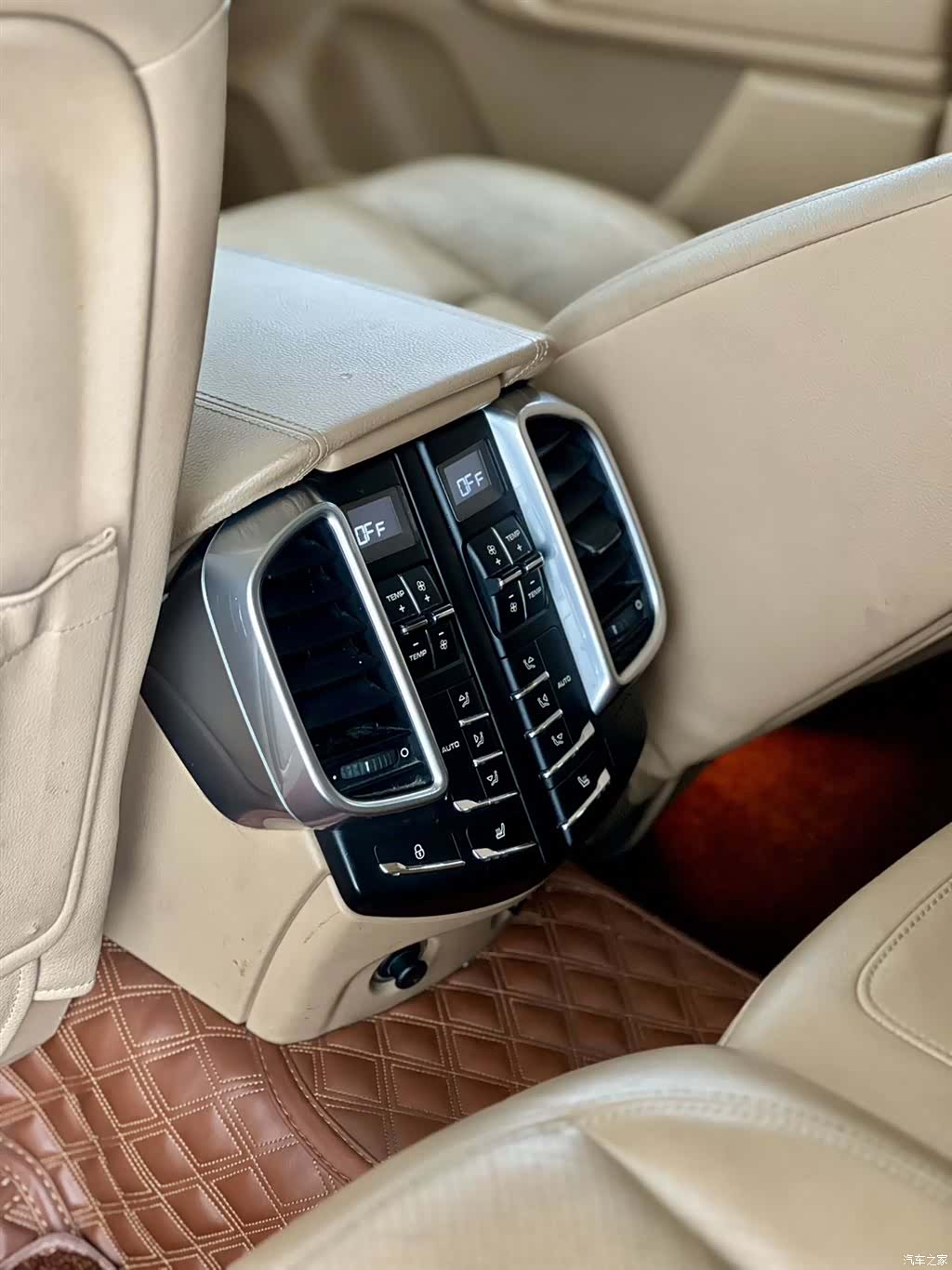 Porsche Cayenne, 2014 11