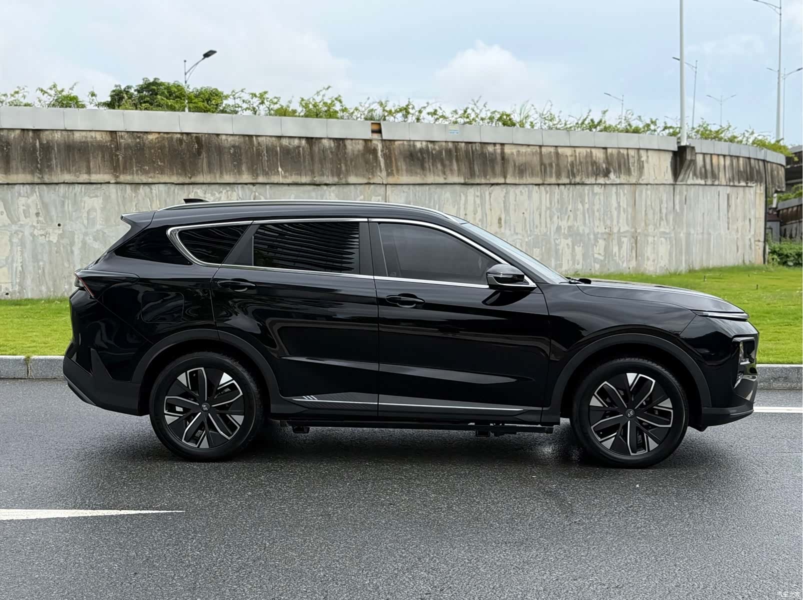 Jetour L7, 2025 7