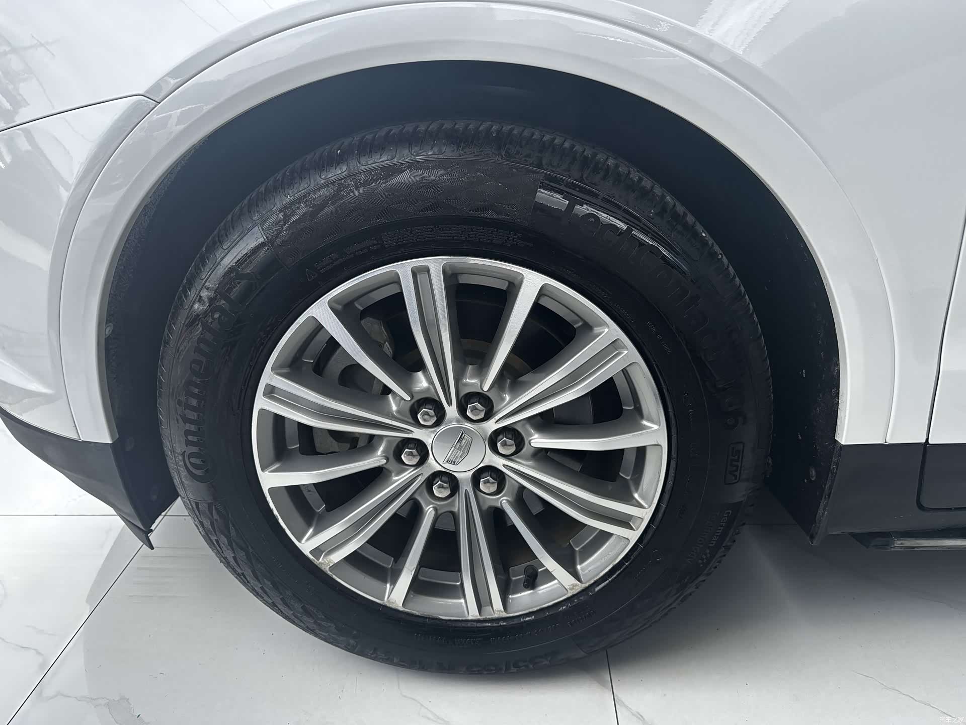 Cadillac XT5, 2019 4