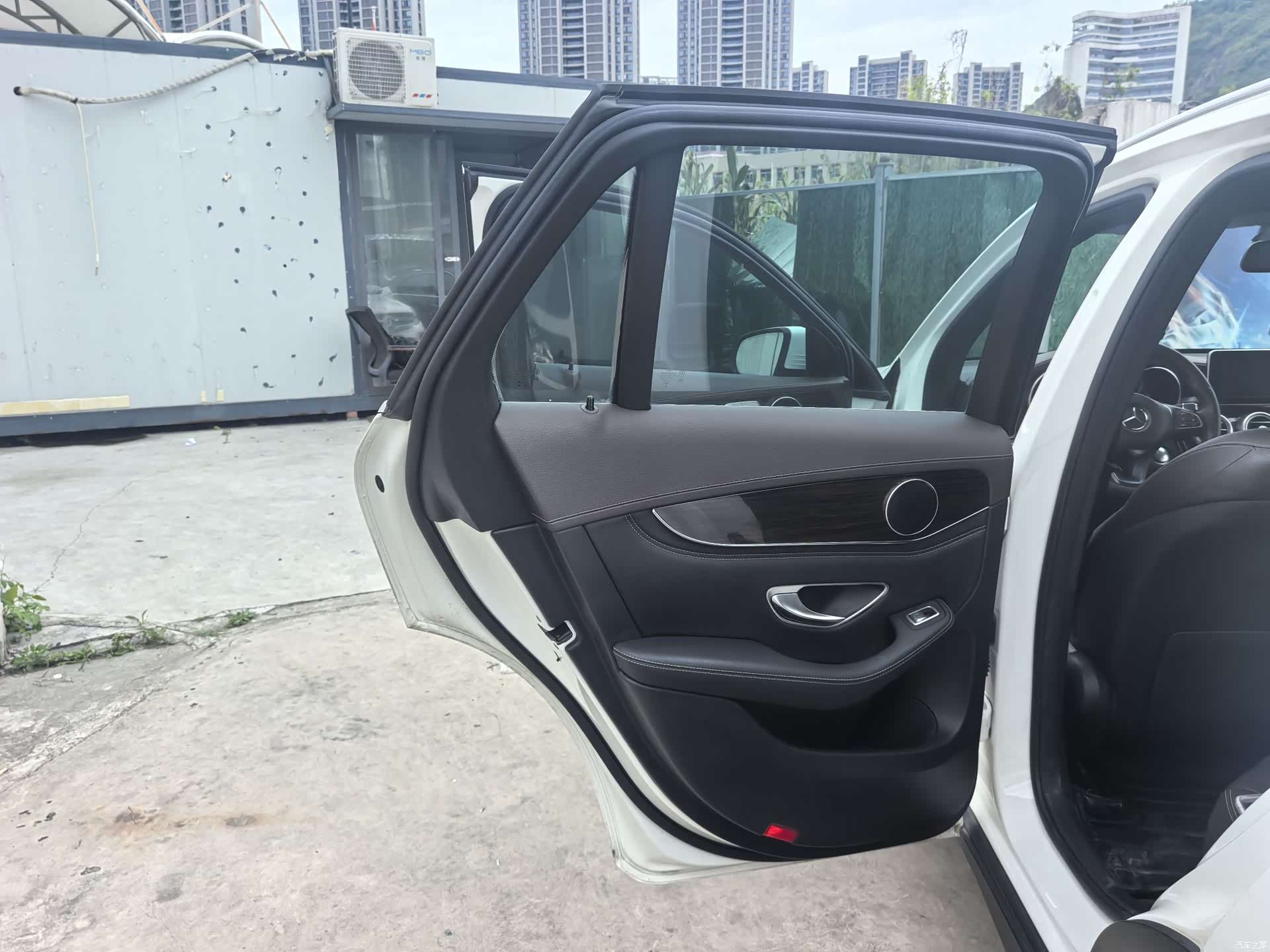 Mercedes-Benz GLC, 2018 28