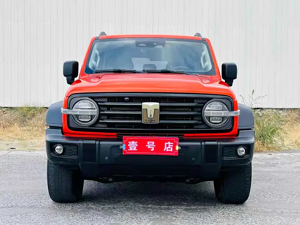 Tank 300 Tank 300