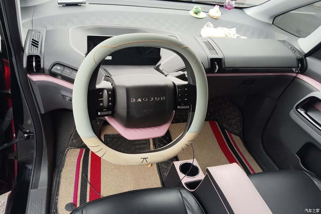 Wuling E300, 2020 12