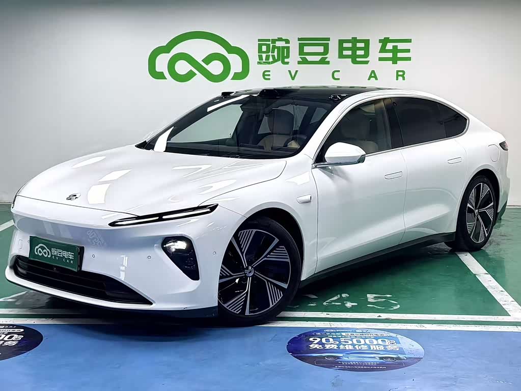 NIO ET7