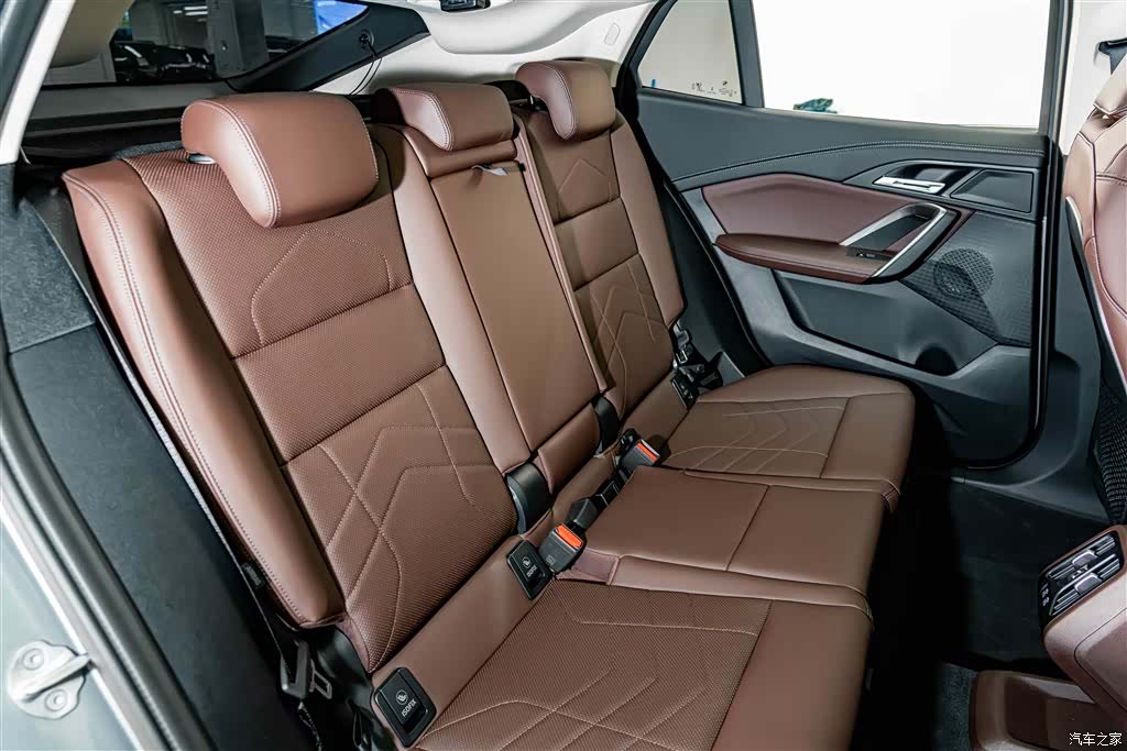 BMW X2, 2025 22
