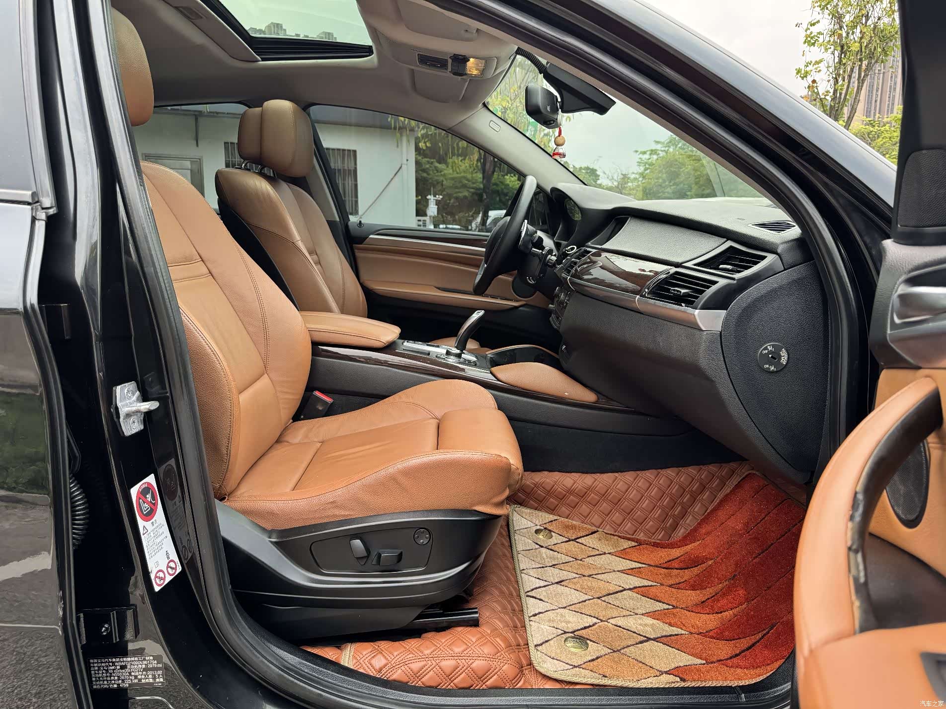 BMW X6, 2013 12
