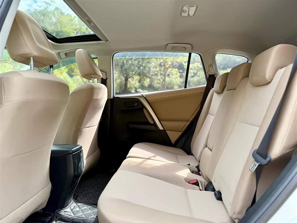 Toyota RAV4 Rongfang