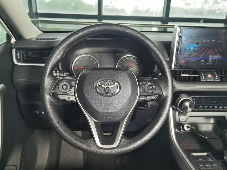 Toyota RAV4 Rongfang
