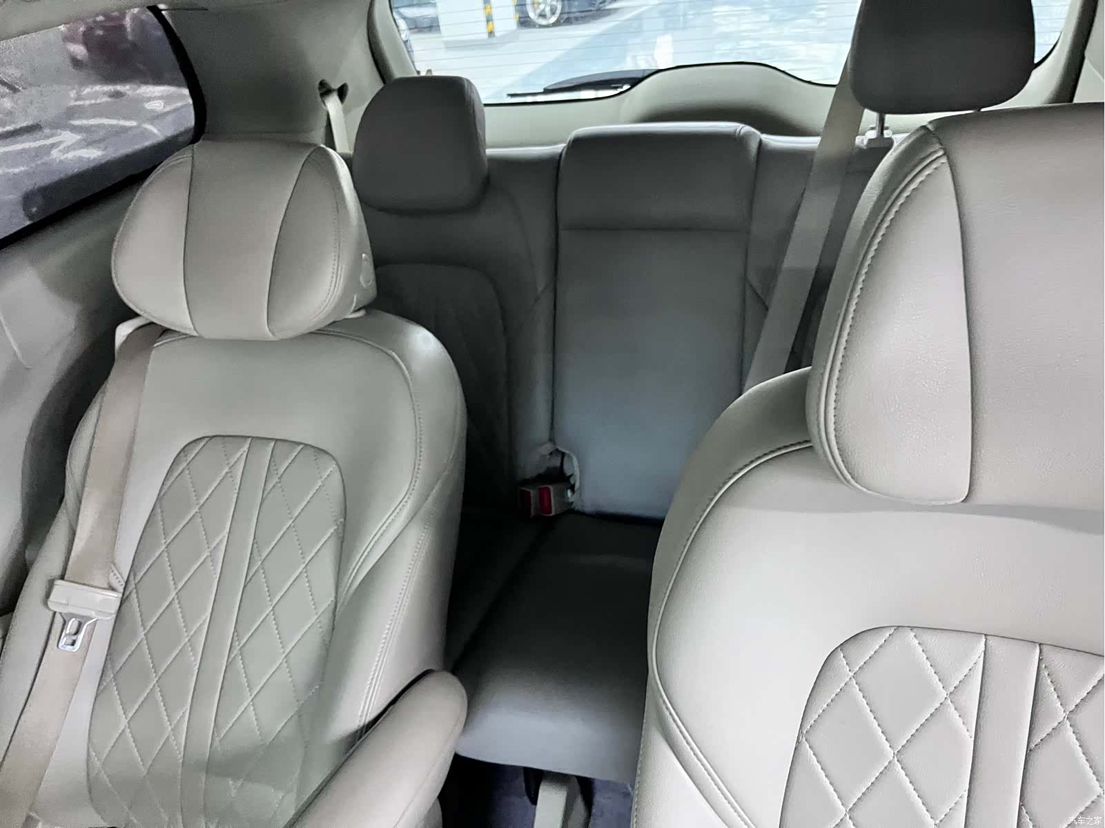 Buick GL8, 2019 9