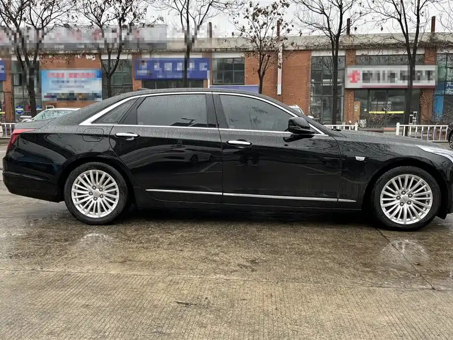 Cadillac CT6