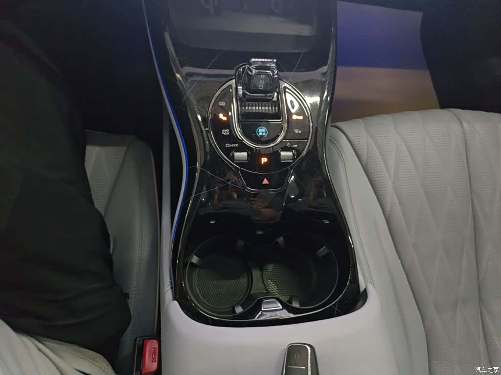 BYD Seal, 2023 14