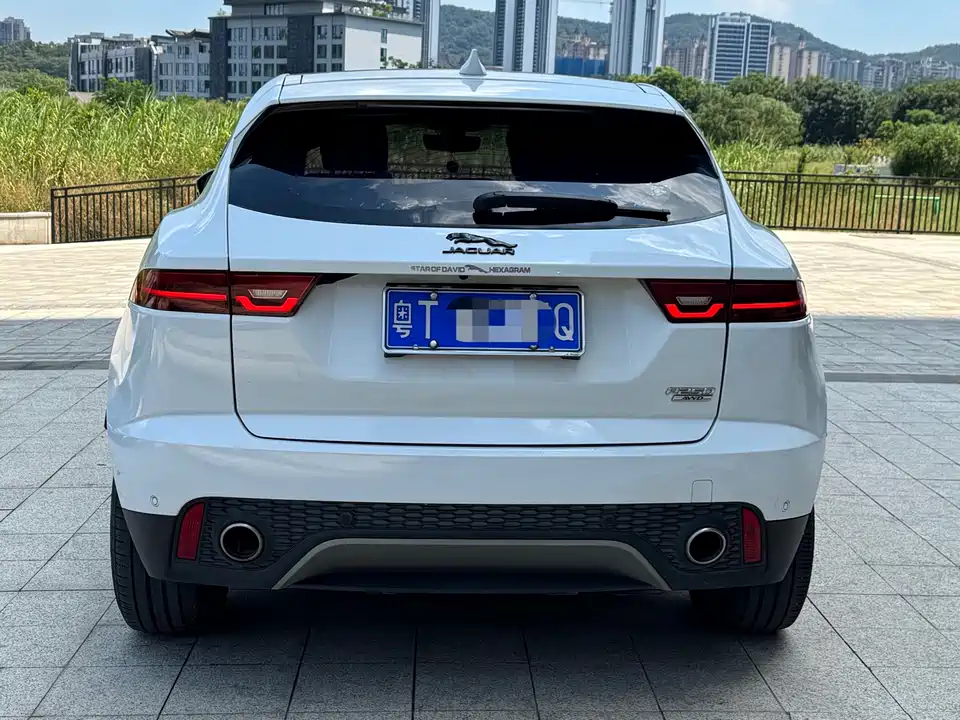 Jaguar E-PACE