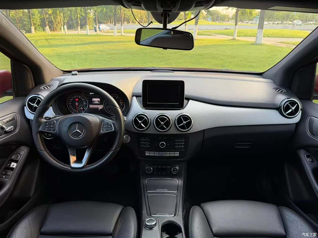 Mercedes-Benz B-Class, 2016 12