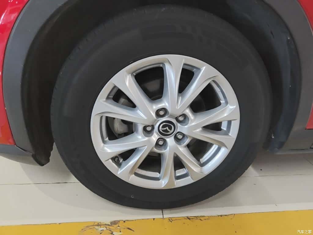 Mazda CX-4, 2019 23